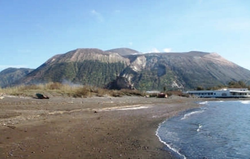 Tour von 7 Äolische Inseln: Vulcano, Lipari, Salina, Panarea, Stromboli, Filicudi und Alicudi